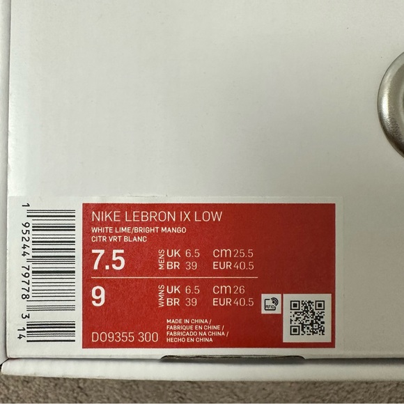 Special edition New w/box Nike Lebron IX Low Shoes,Men’s 7.5- Women’s size 8.5/9 - Picture 15 of 16